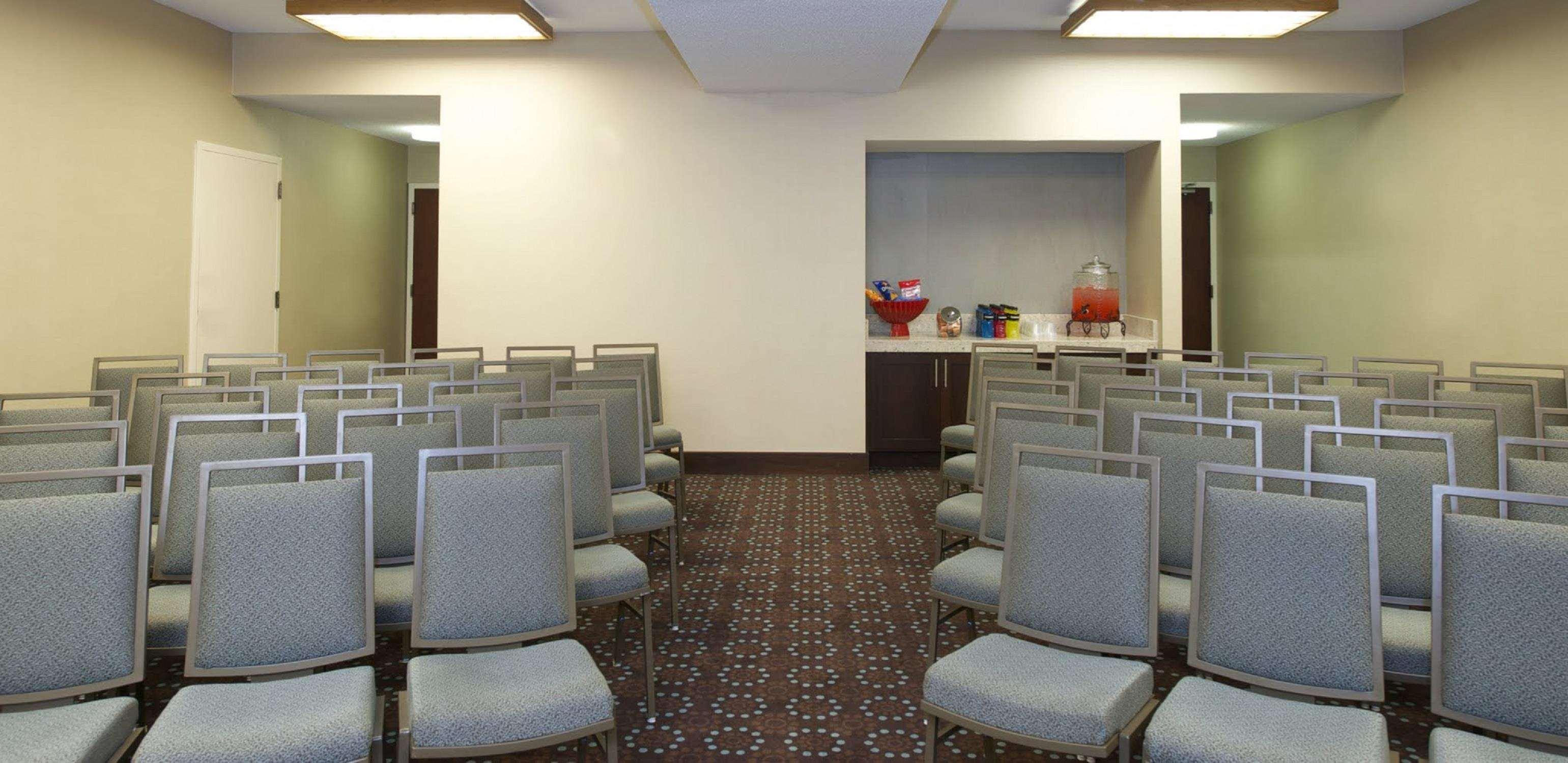Hotel Hampton