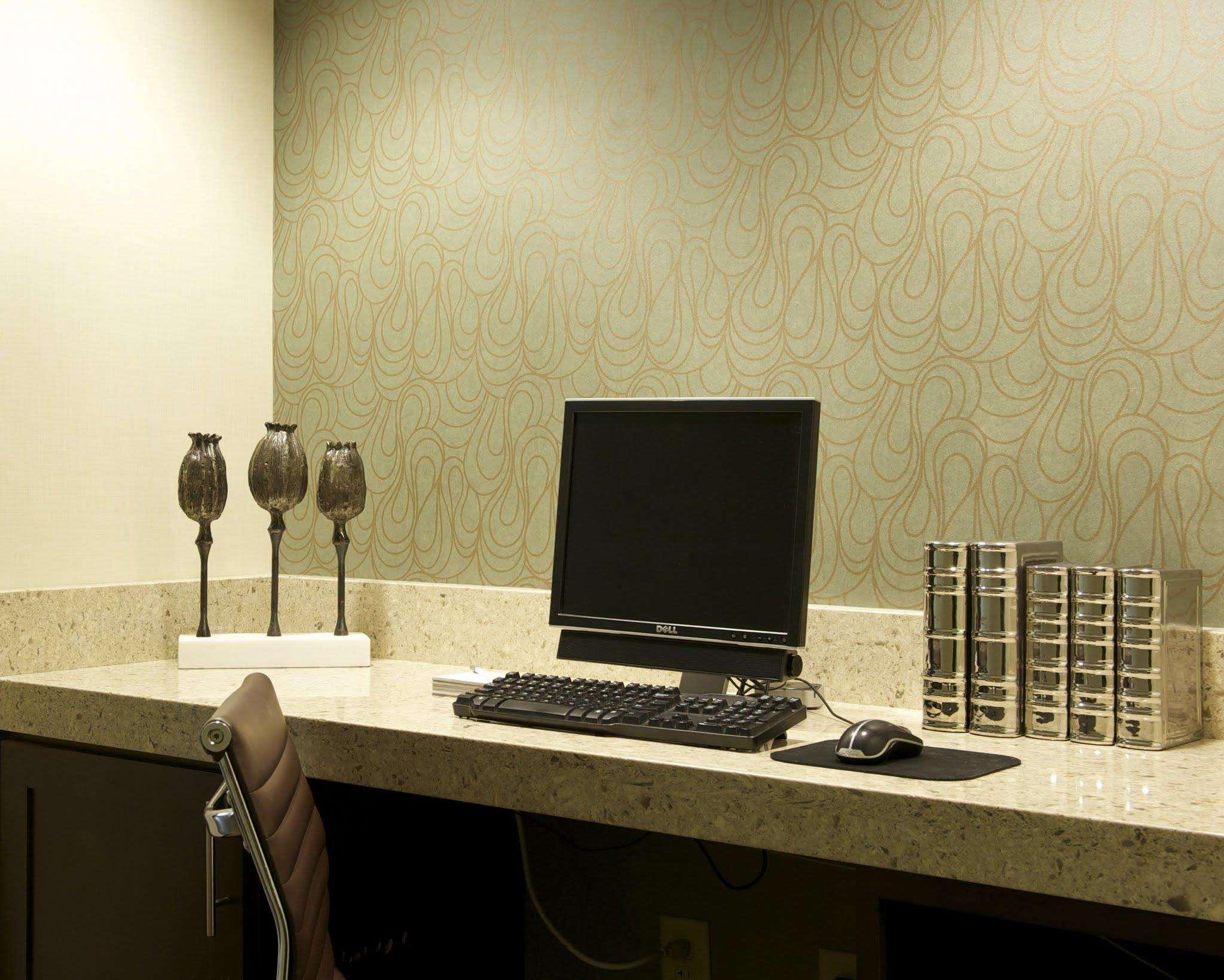 Hampton Hotel