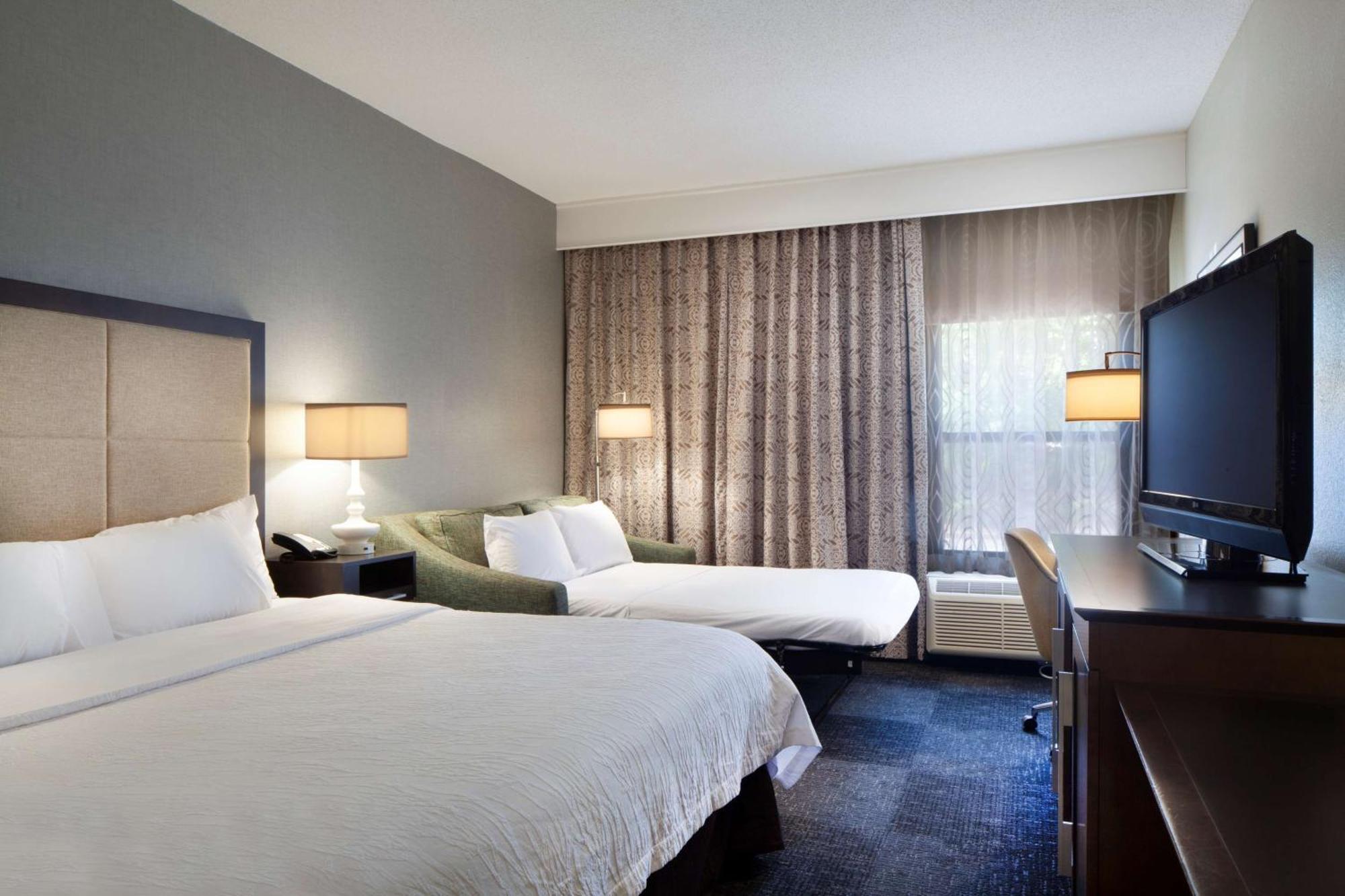 Hampton Hotel