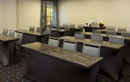 Hampton Hotel